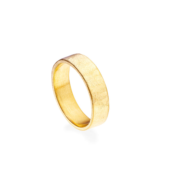 Colt Textured Band 18k Yellow Gold